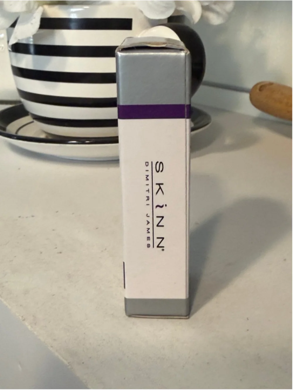 Skinn Cosmetics new box